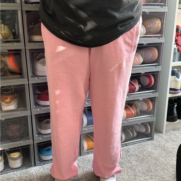 adidas Pants - PINK ADIDAS SWEATPANTS
